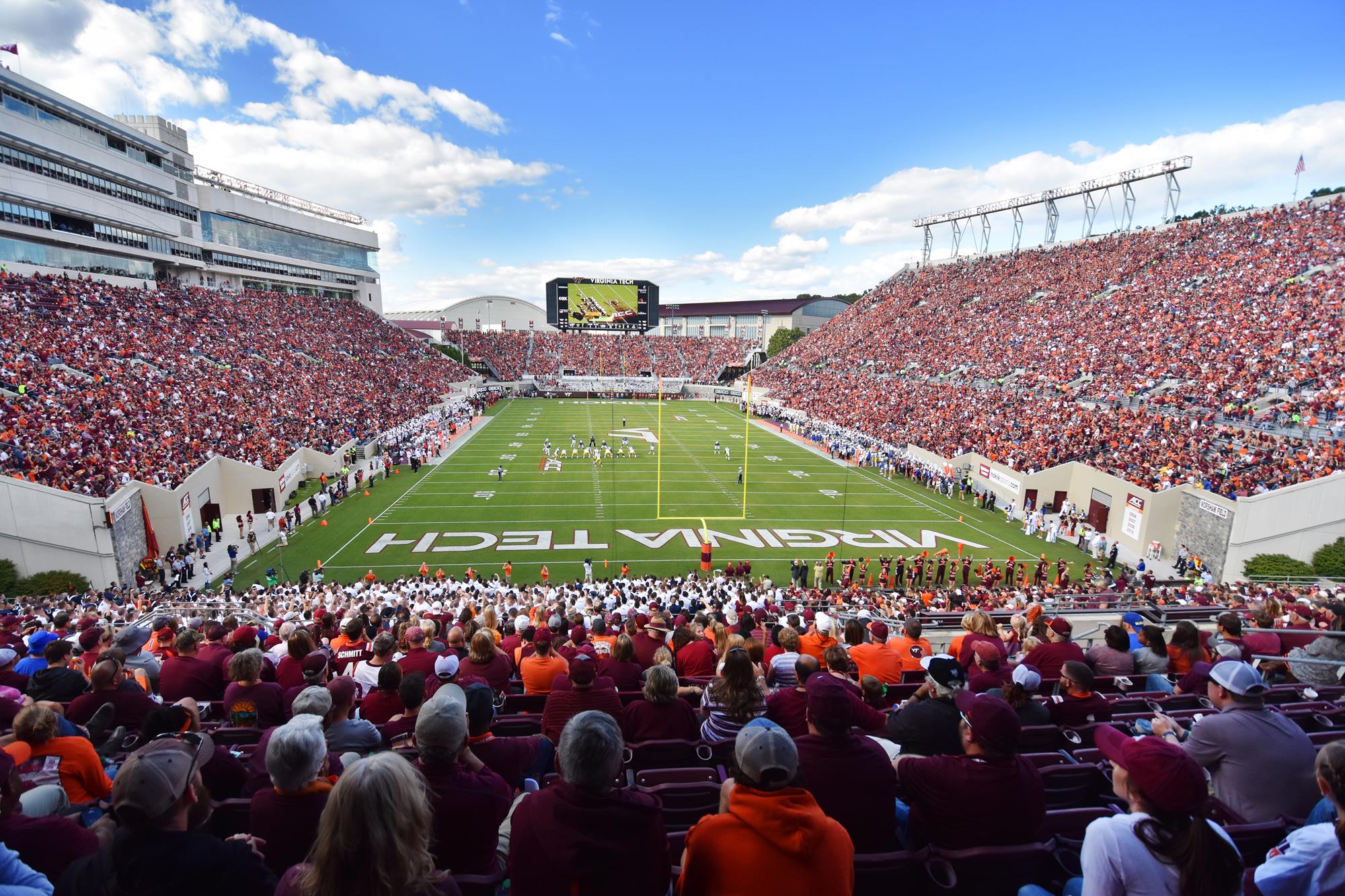 VIRGINIA TECH FOOTBALL STADIUM